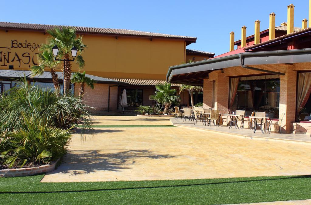 Hotel Chateau Vinasoro อัลกาซาร์ เด ซานฮวน ภายนอก รูปภาพ